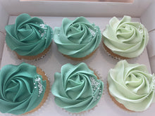 Load image into Gallery viewer, Ombre cupcakes

