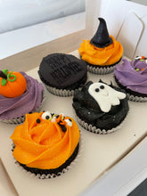 Load image into Gallery viewer, Halloween Themed Cupcakes
