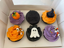 Load image into Gallery viewer, Halloween Themed Cupcakes
