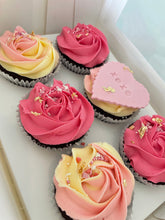 Load image into Gallery viewer, XOXO Cupcakes
