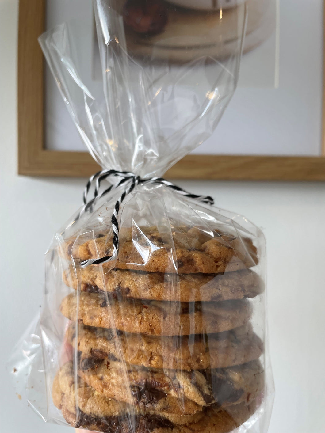 6 pack of chunky chocolate chip biscuits, send as a gift or eat them all yourself  